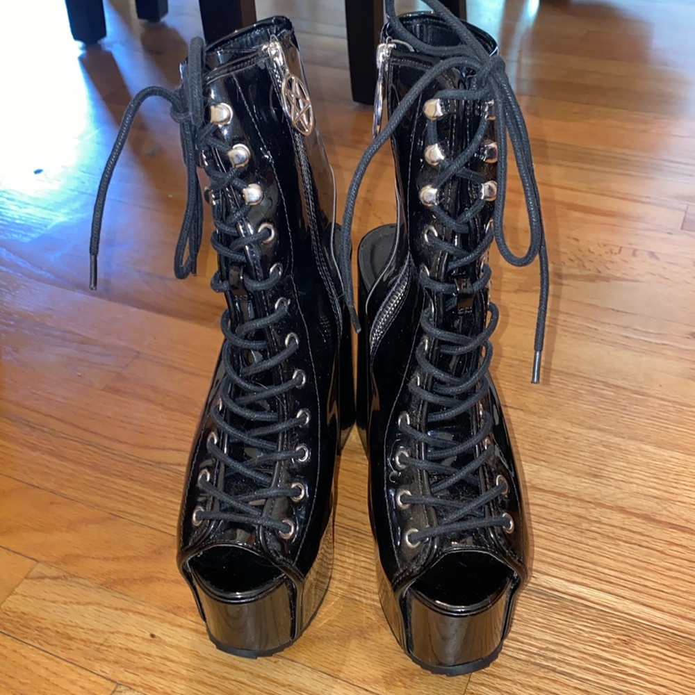 Killstar Galactic platform pvc boots heels size 8